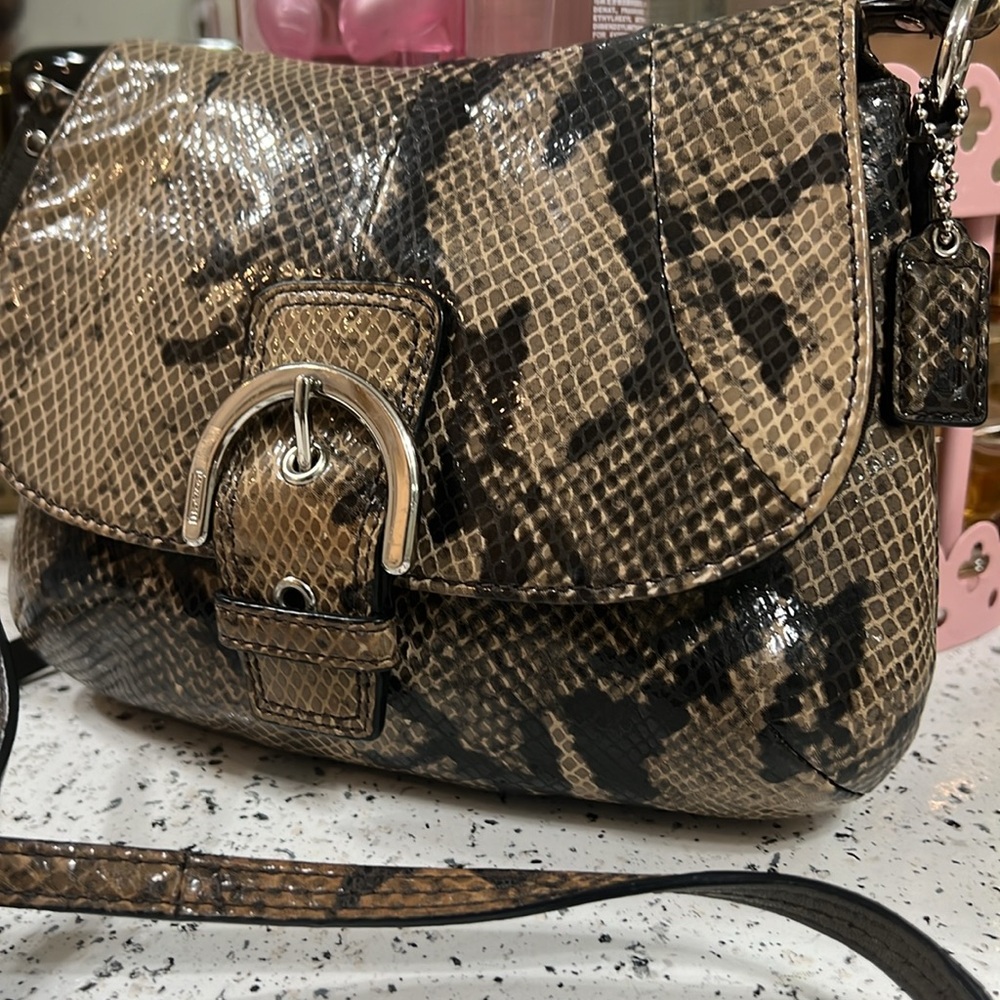 Coach Soho flap Phython crossbody - Picture 2 of 7
